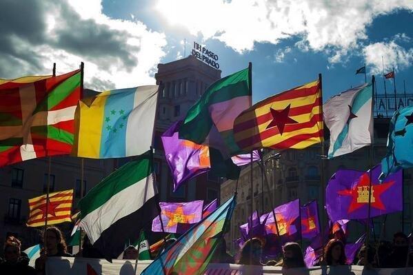 BANDERAS NACIONALISTAS
