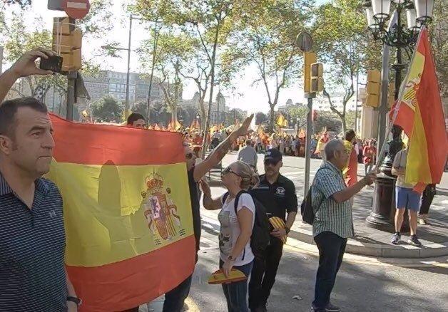 NAZIS EN BARNA 1