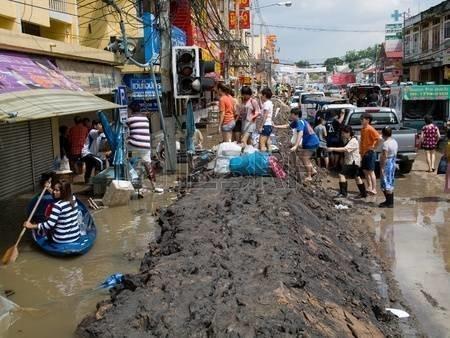 MONZÓN TAILANDIA