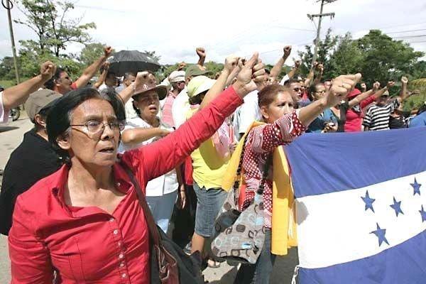 MUJERES HONDURAS GOLPE