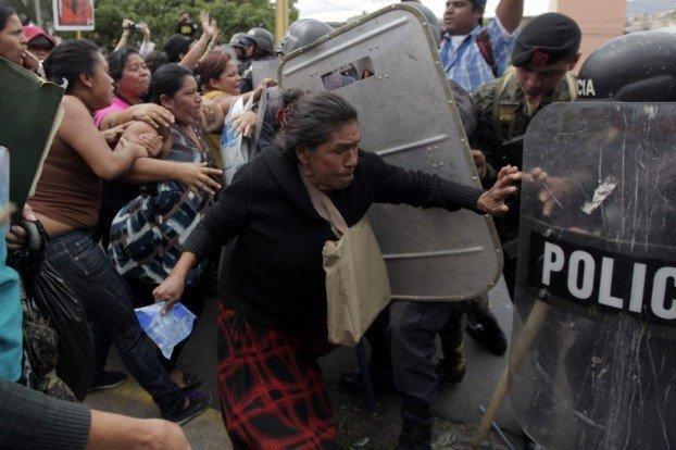 represión manifestación feminista honduras