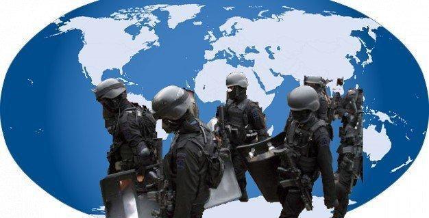 POLICÍA MUNDO