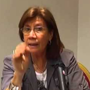 MARÍA ELENA SALUDAS