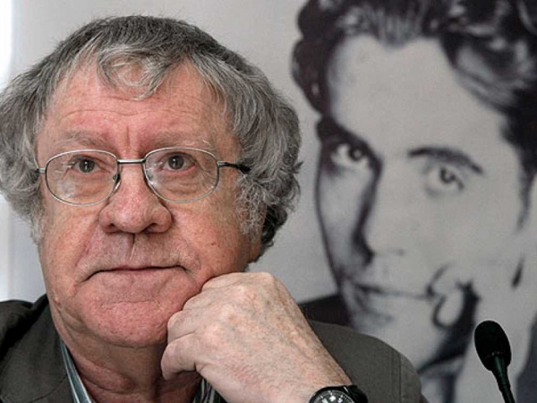 Ian Gibson con fondo de Lorca