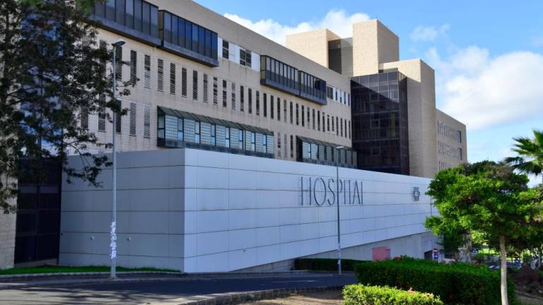 hospital doctor negrín
