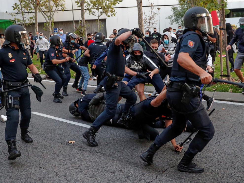 policia manifestantes madrid sept 2020