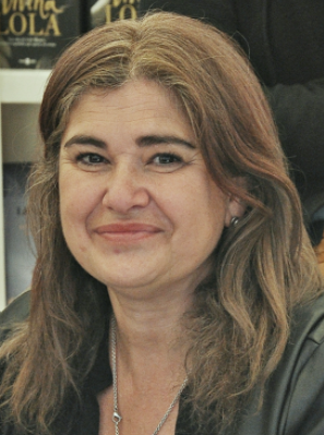 LUCÍA ETXEBARRÍA