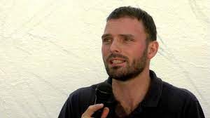 TOM KURCHARZ