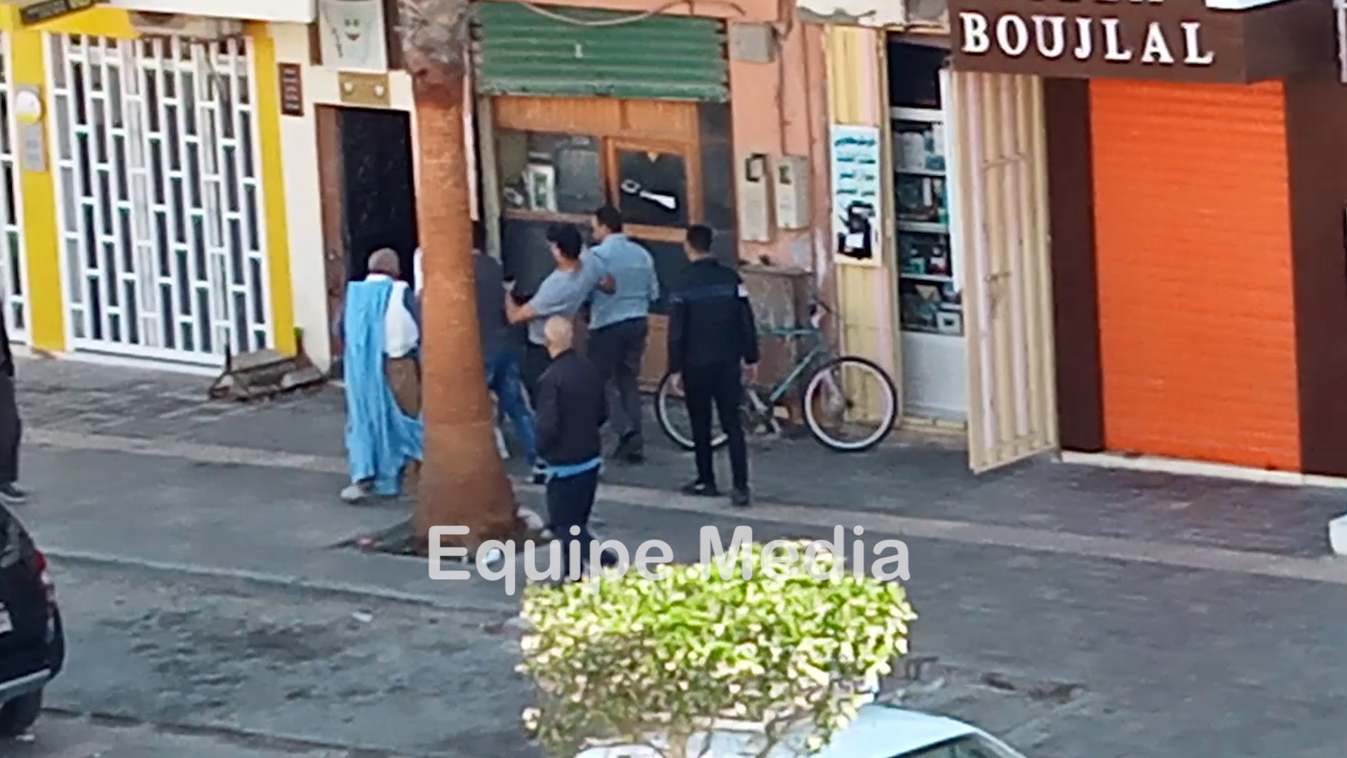 Mohcen Serghini slaps saharawi activist