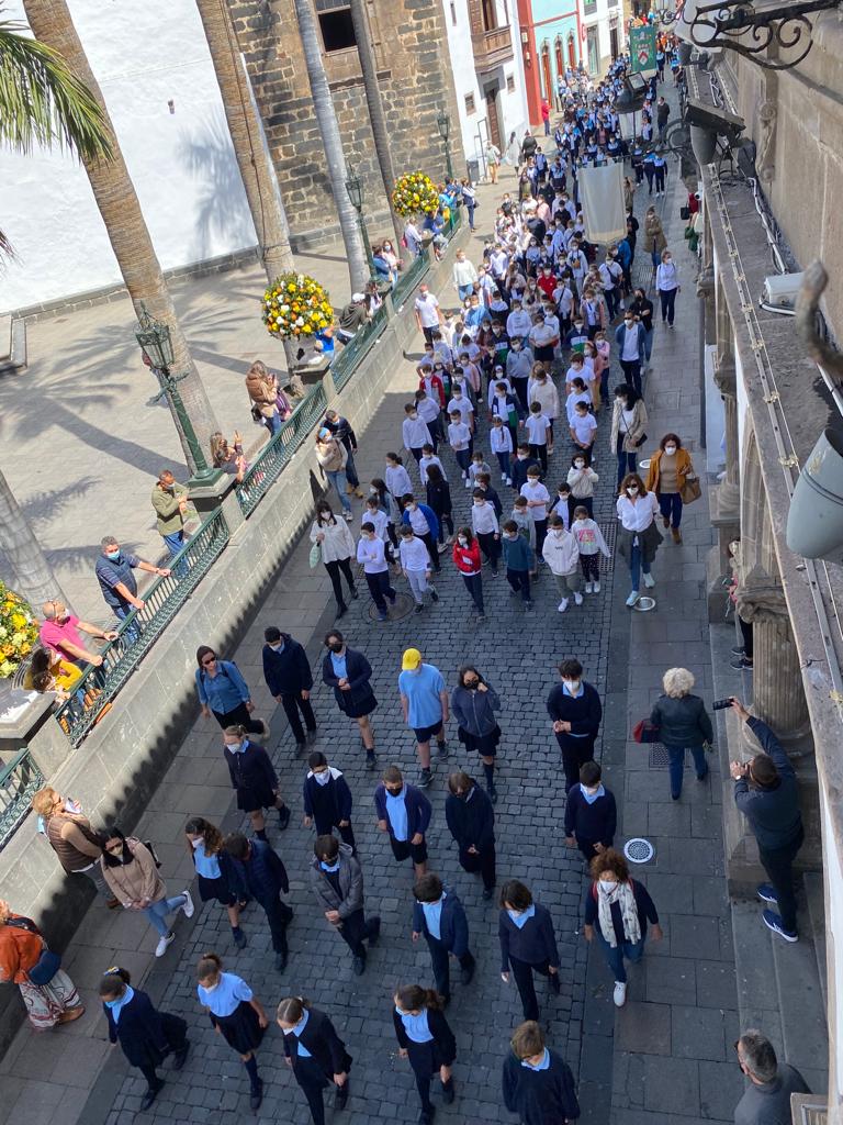 Foto Detalle de la marcha por la paz en la calle O'Daly en Santa Cruz de La Palma