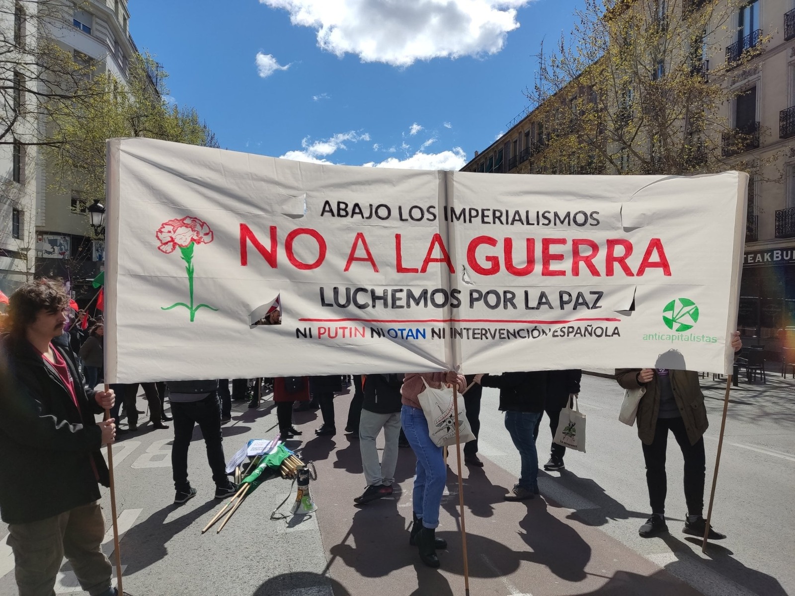 NO A LA GUERRA MADRID ABRIL 22