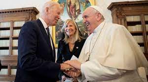 BIDEN IGLESIA