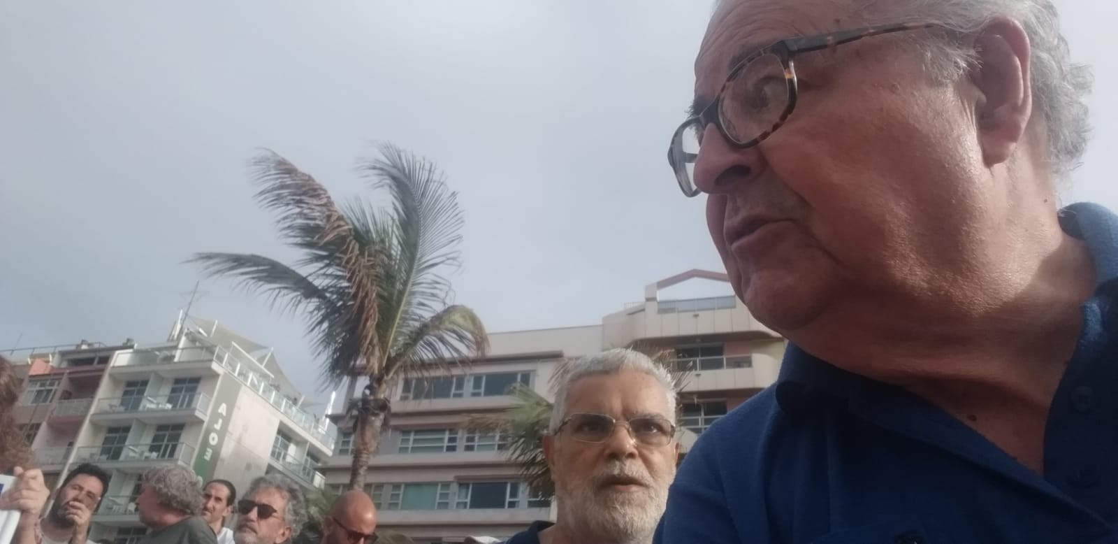 ERASMO QUINTANA Y  ANTONIO AGUADO EN LA MANIFESTACIÓN EN GRAN CANARIA