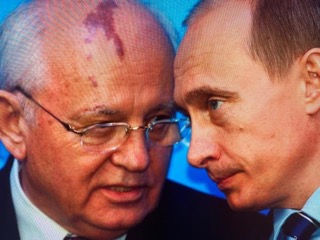 Tète-a-Tète Gorbachov-Putin