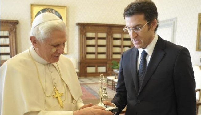 RATZINGER Y FEIJÓO, MALAS COMPAÑÍAS; BUENOS BENEFICIOS