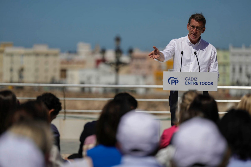 Alberto Nuñez Feijóo, durante un acto en Cádiz para apoyar a Bruno García como candidato a la alcaldía PP