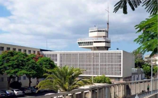 ESCUELA DE NÁUTICA TENERIFE