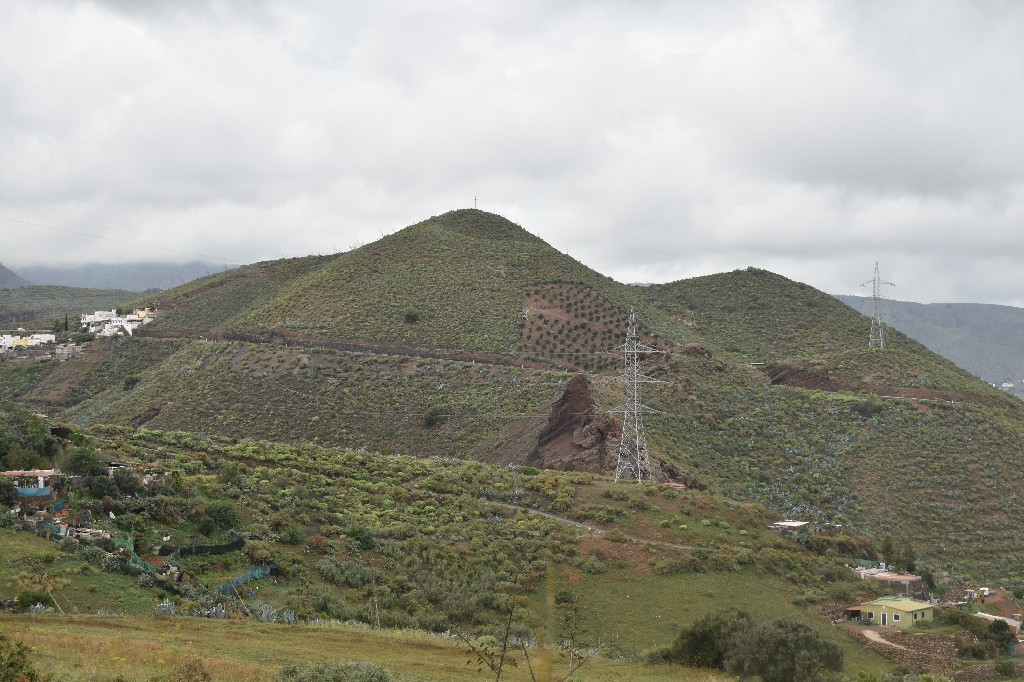 LÍNEA ALTA TENSIÓN GRAN CANARIA