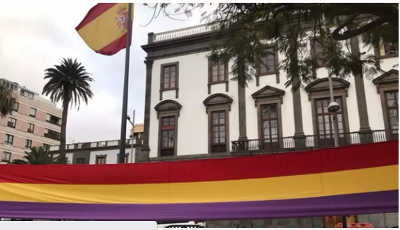 BANDERA REPÚBLICA LPGC 2019
