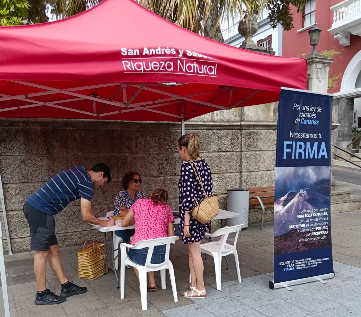 firmas en San Andrés y Sauces