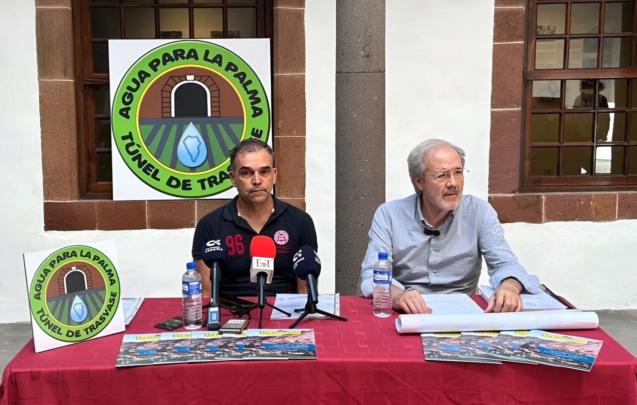 Pedro Monzón y Carlos Soler, rueda de prensa 8-11-2023 Agua Para La Palma