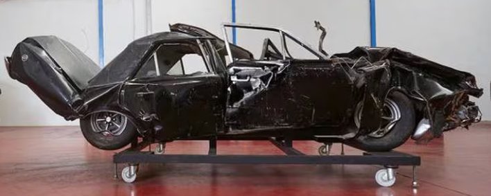 RESTOS DEL COCHE DE CARRERO BLANCO
