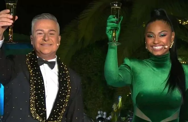 Roberto Herrera y Nia comenzaron en la segunda campanada AS