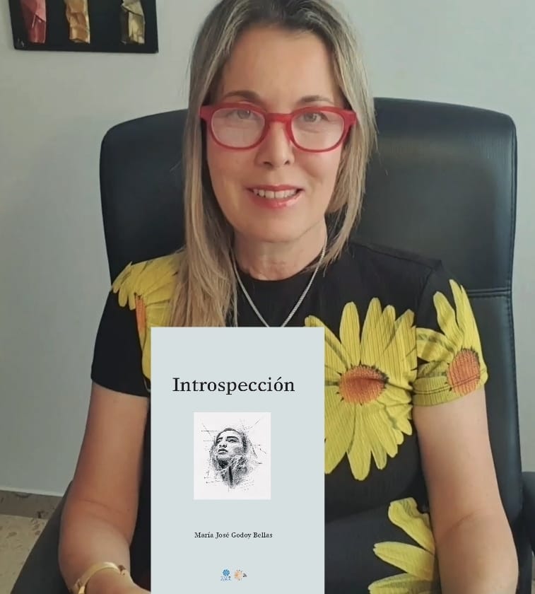 MARIA JOSÉ GODOY BELLAS