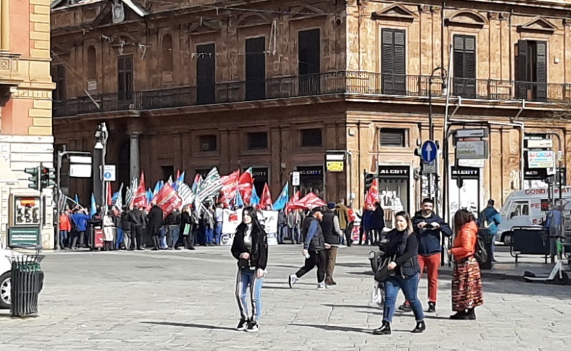 La protesta social sigue presente en la vida cotidiana italiana_ Manifestación sindical en marzo en Paermo_capital de Sicilia _Foto Sergio Ferrari