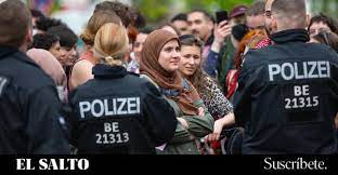 POLICIÍA ALEMANA CONTRA MANFESTACIONES PALESTINAS
