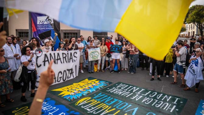 CANARIAS SE AGOTA