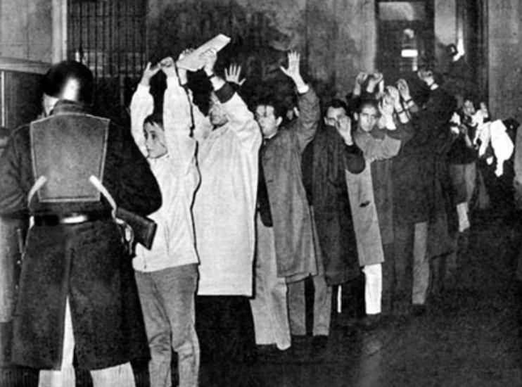 UNIVERSIDAD DE BUENOS AIRES, NOCHE DE LOS BASTONES LARGOS 1966