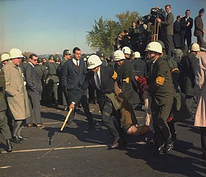 USA Detención de un manifestante contra la guerra en Vietnam, 1967