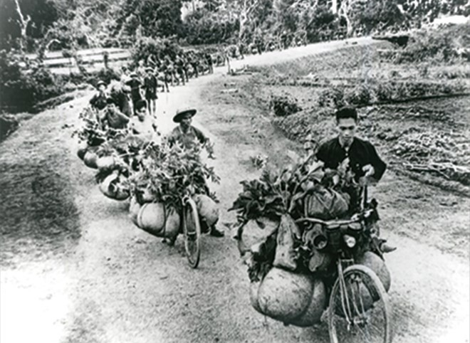 LAS BICICLETAS DE DIEN BIEN PHU
