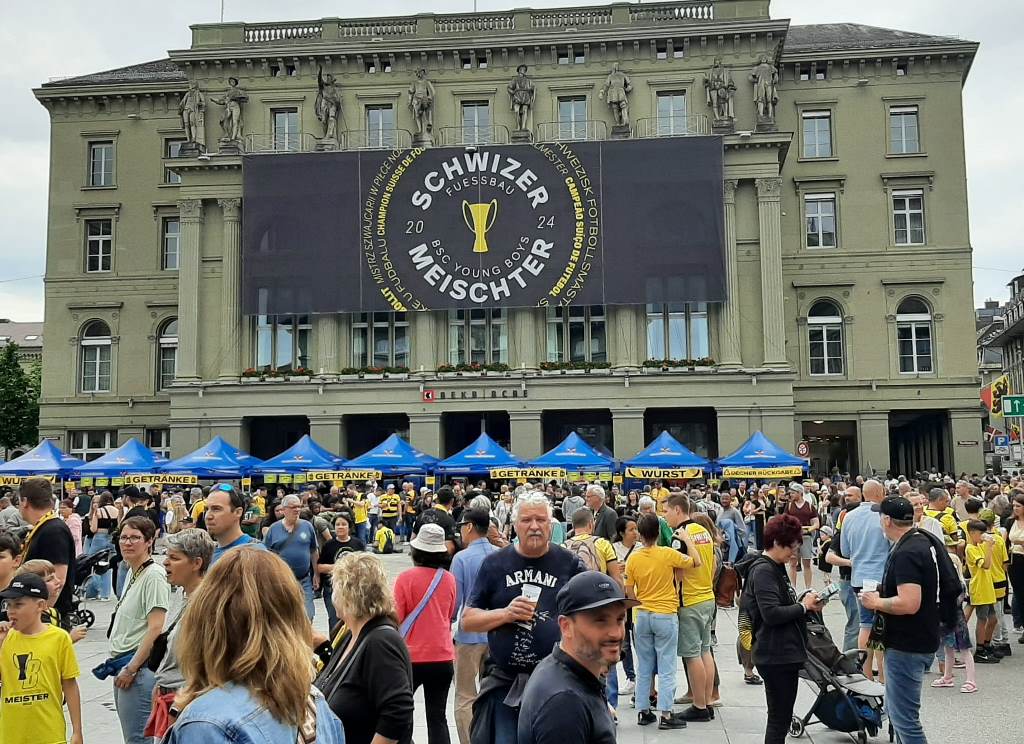 La Plaza Federal o Bundesplatz de Berna escenario de la celebración de Young Boys el domingo 26 de mayo Foto Sergio Ferrari