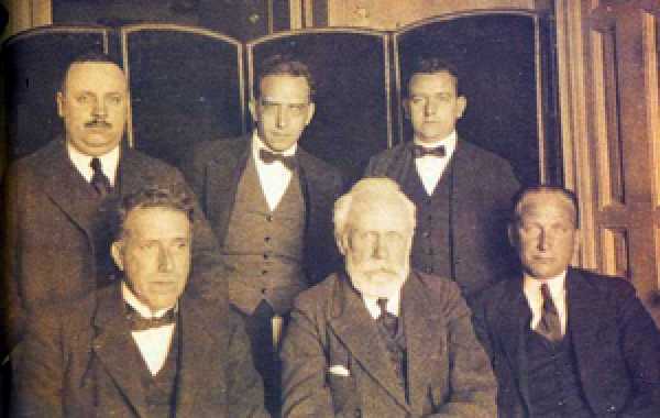 PSOE INDALECIO PRIETO, DANIEL ANGUIANO, ANDRÉS SABORIT, JULIÁN BESTEIRO, PABLO IGLESIAS, FRANCISCO LARGO CABALLERO