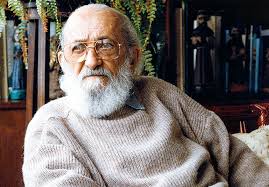 PAULO FREIRE