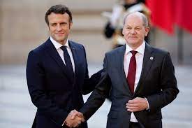 MACRON SCHOLZ