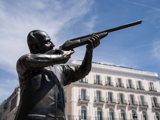 ESTATUA DE JUAN CARLOS BORBÓN, DE NICO MIRANDA