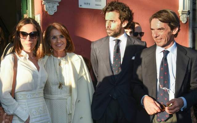 LOS AZNAR BOTELLA