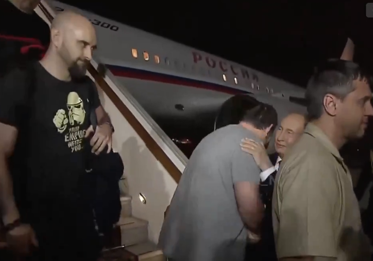 PABLO GONZÁLEZ A SU LLEGADA A MOSCÚ TRAS SU LIBERACIÓN