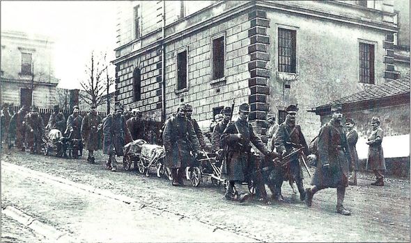 BATALLA DE CER EJÉRCITO AUSTROHÚNGARO EN RETIRADA