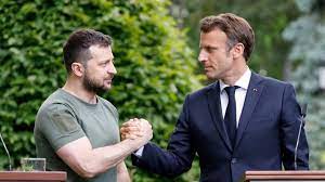 MACRON ZELENSKY