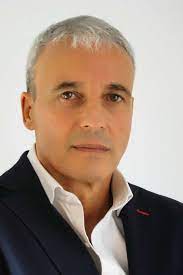 CARLOS SEGARRA
