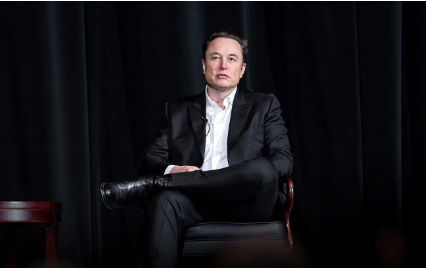 ELON MUSK Trevor Cokley/Academia de las Fuerza Aérea de Estados Unidos (Wikimedia Commons)