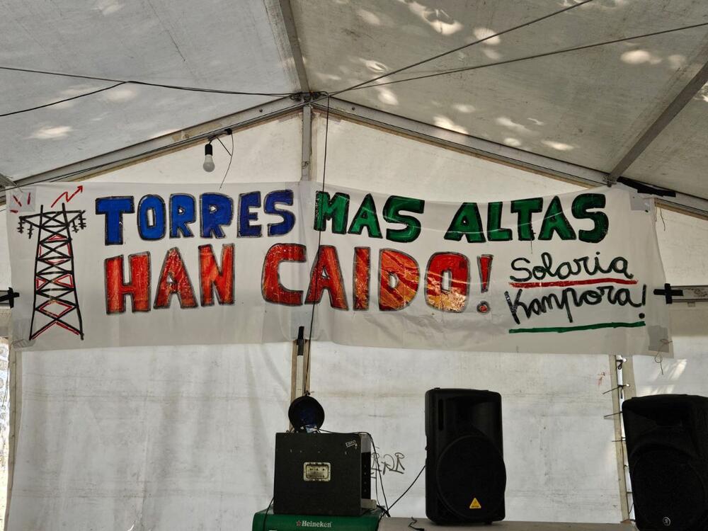 SOLARIA Pancarta colgada en las fiestas de Abornikano