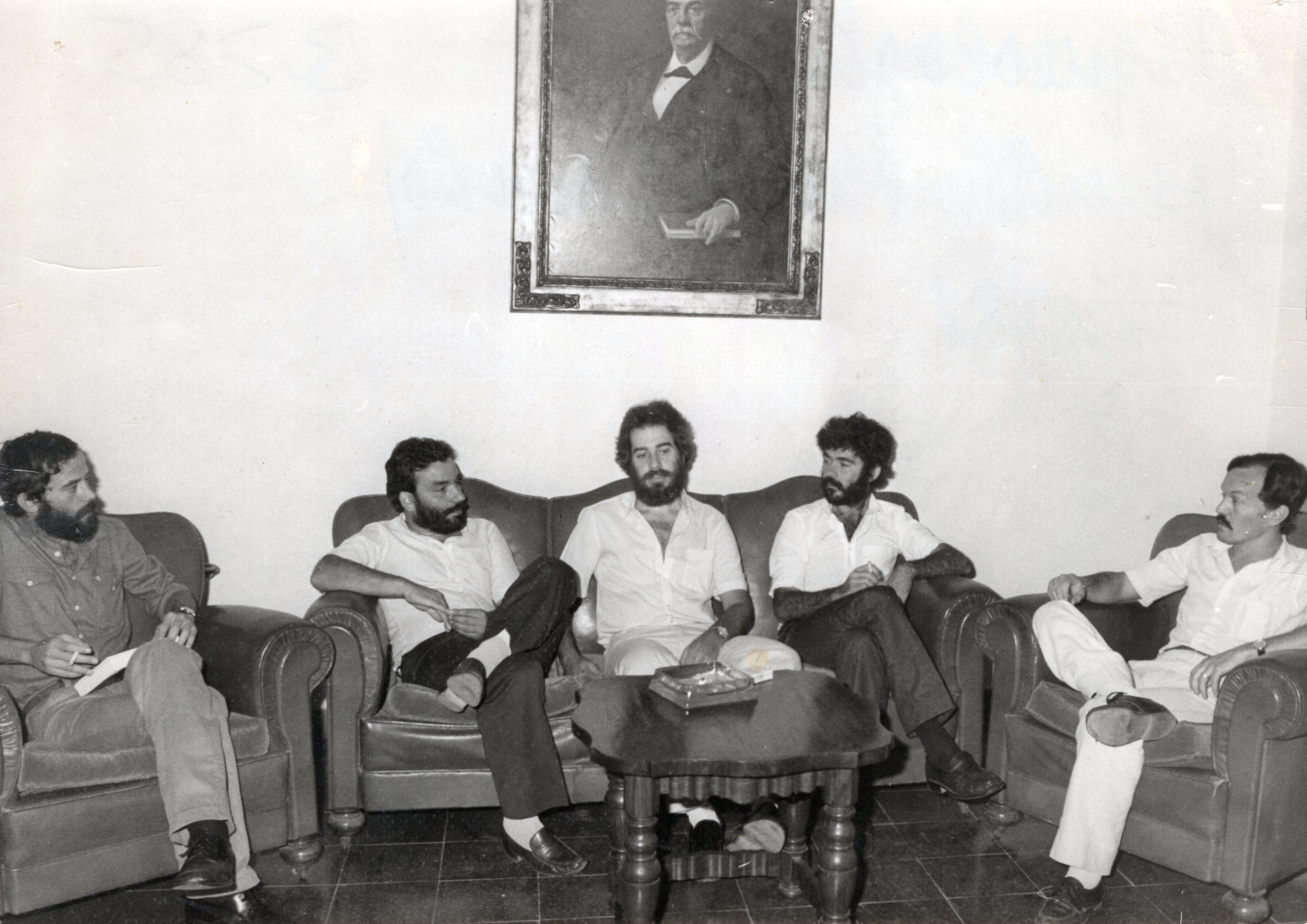 Primera reunión en el Museo Canario. 7.10.81, convocada por mi para abordar la situación del patrimonio arqueológico de las islas, en esecial en Gran Canaria