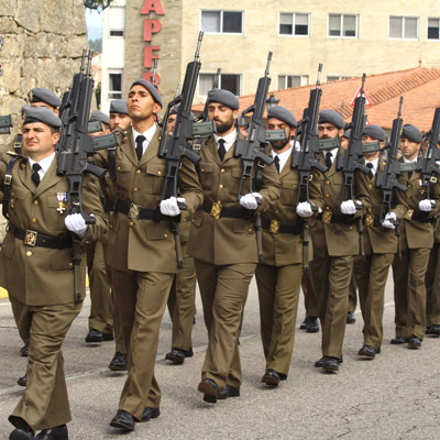 MILITARES PROFESIONALES