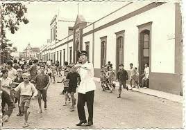 La Salle Arucas  "Cuando la policía municipal nos cuidaba en el recreo" (AA La Salle)