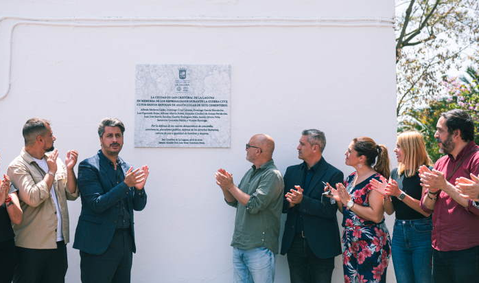 PLACA REPUBLICANOS ASESINADOS POR EL FRANQUISMO EN LA LAGUNA